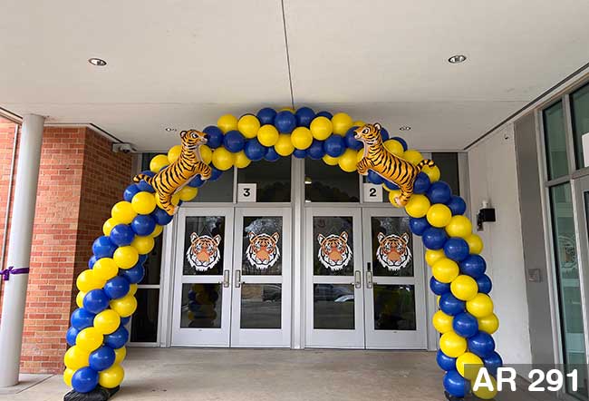 spiral arch balloons from Affairs Afloat Balloons, Fort Worth