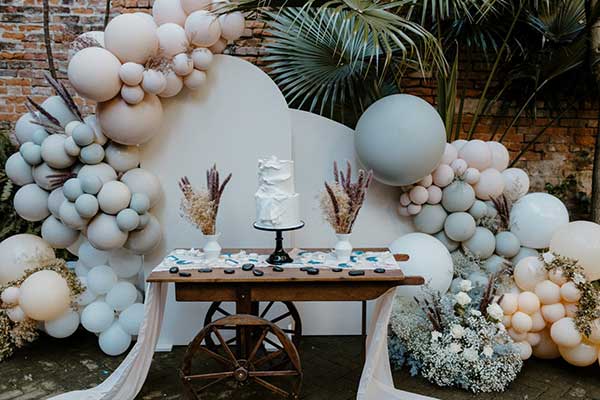balloons-to-class-up-events
